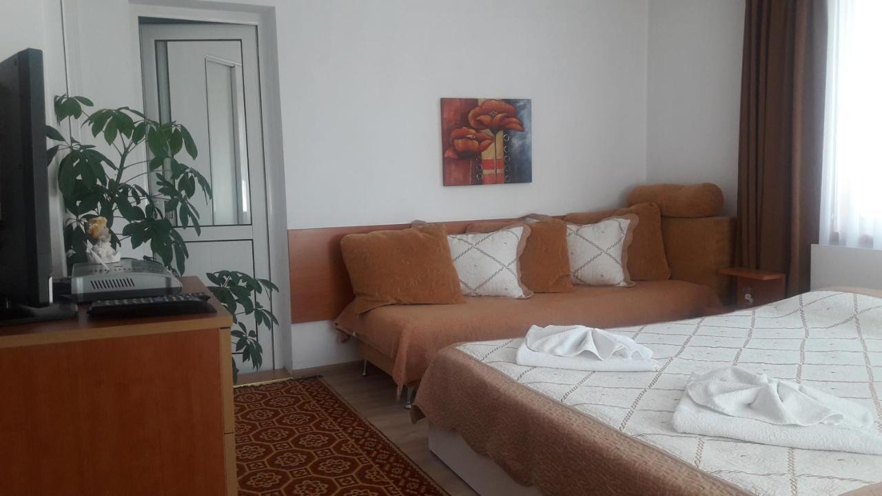 Guest House Stoletnika 야고디나 외부 사진