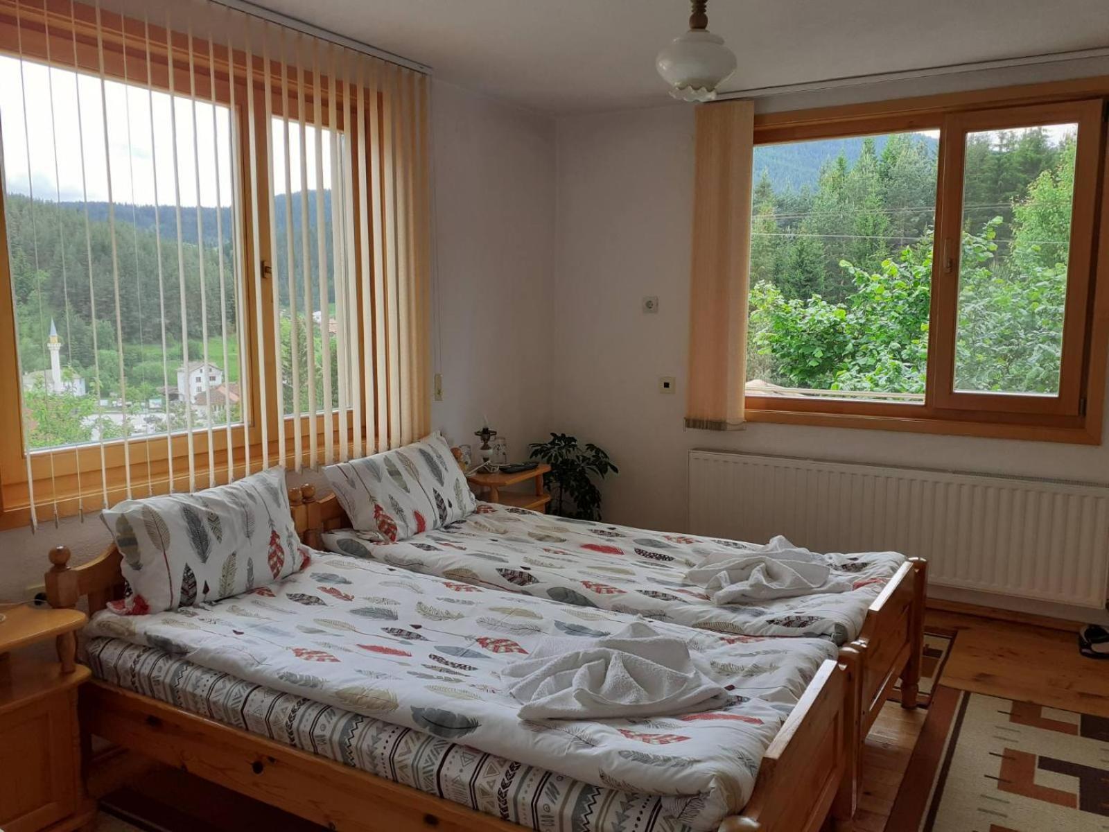 Guest House Stoletnika 야고디나 외부 사진